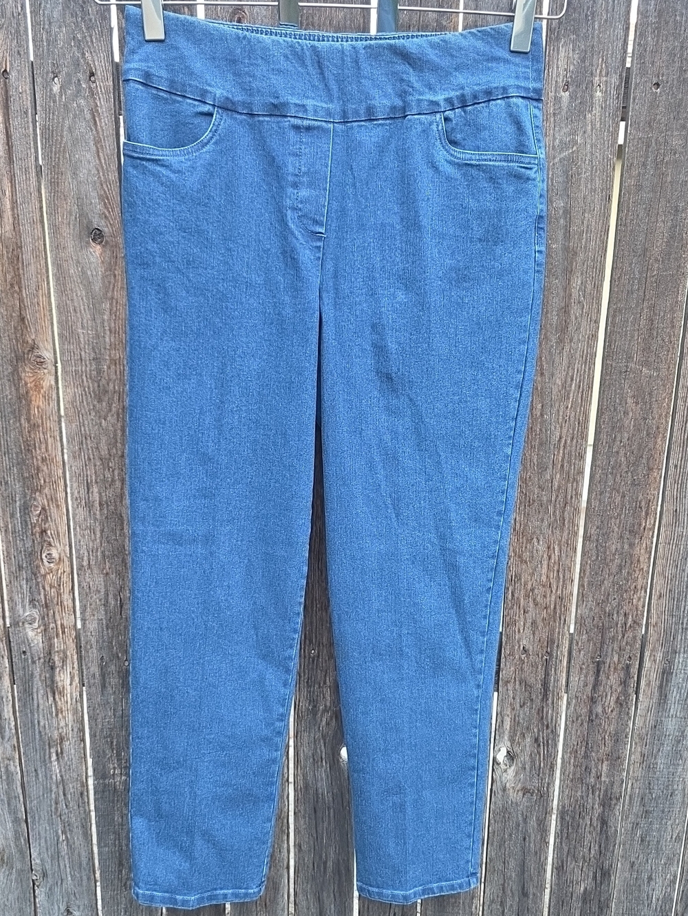 Women’s Blue Pull-On Jeans - Classic Comfort
